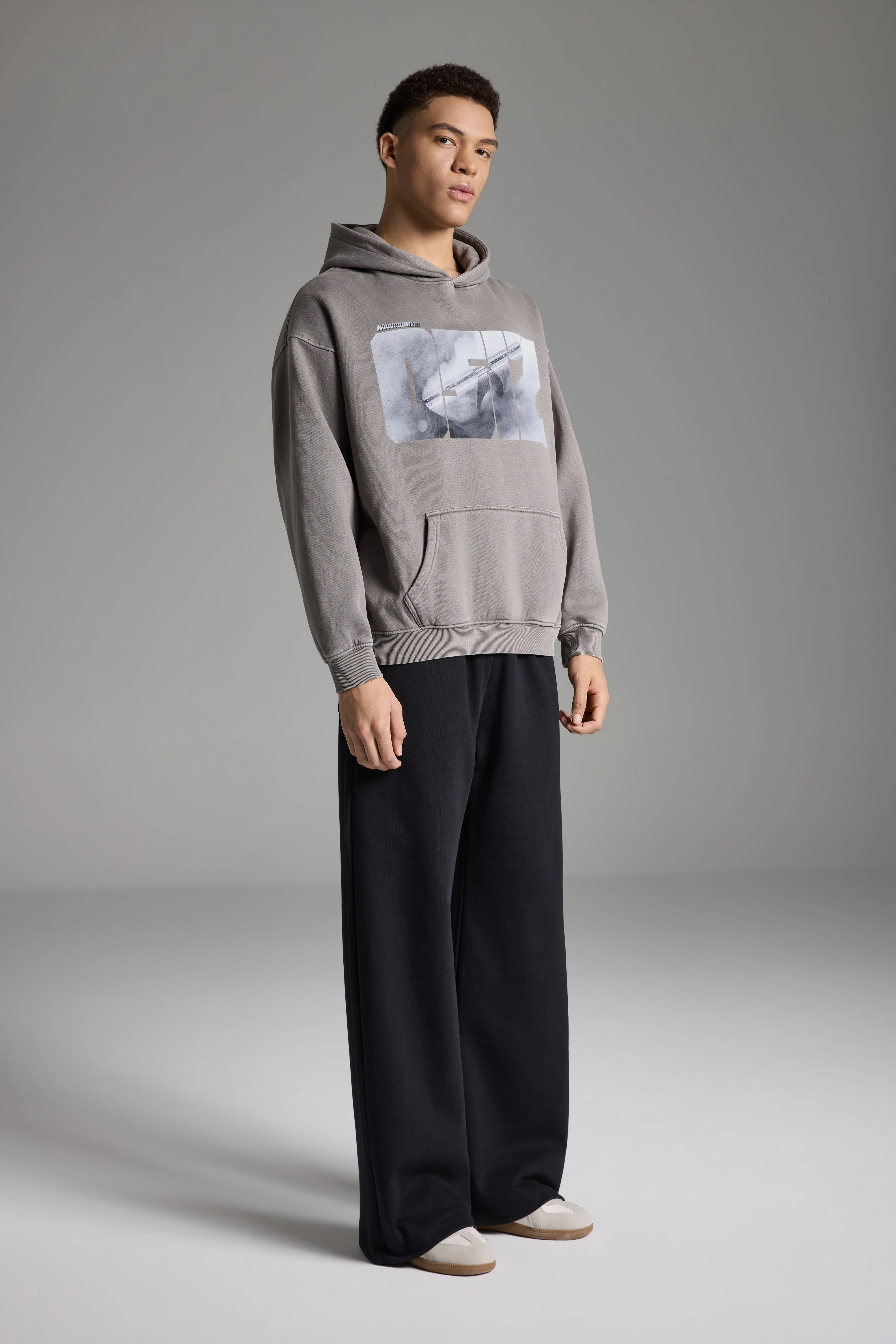 DOWNTOWN Washed Hoodie Grey - Image 3