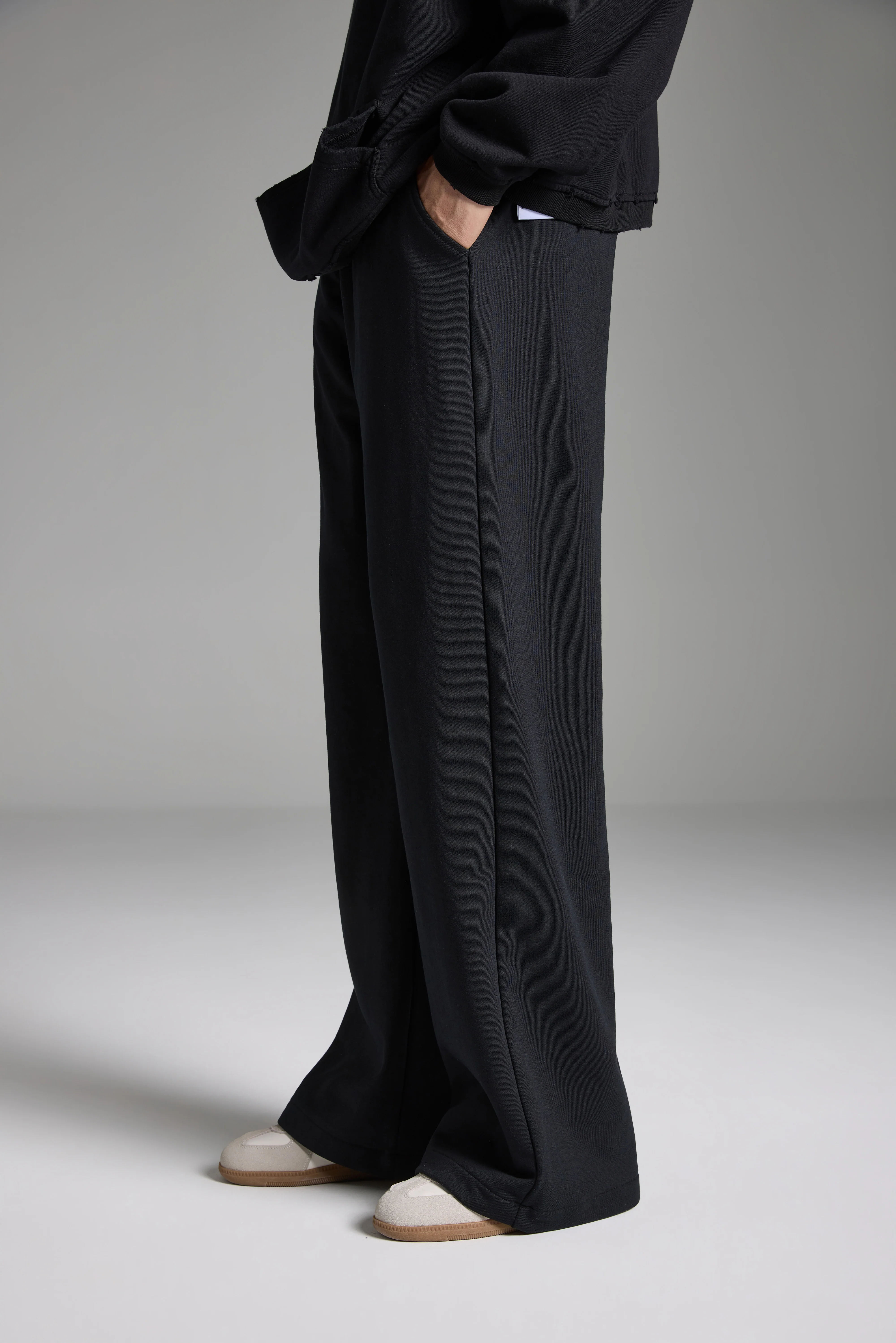 LINDEN Straight Sweatpants Black - Image 5