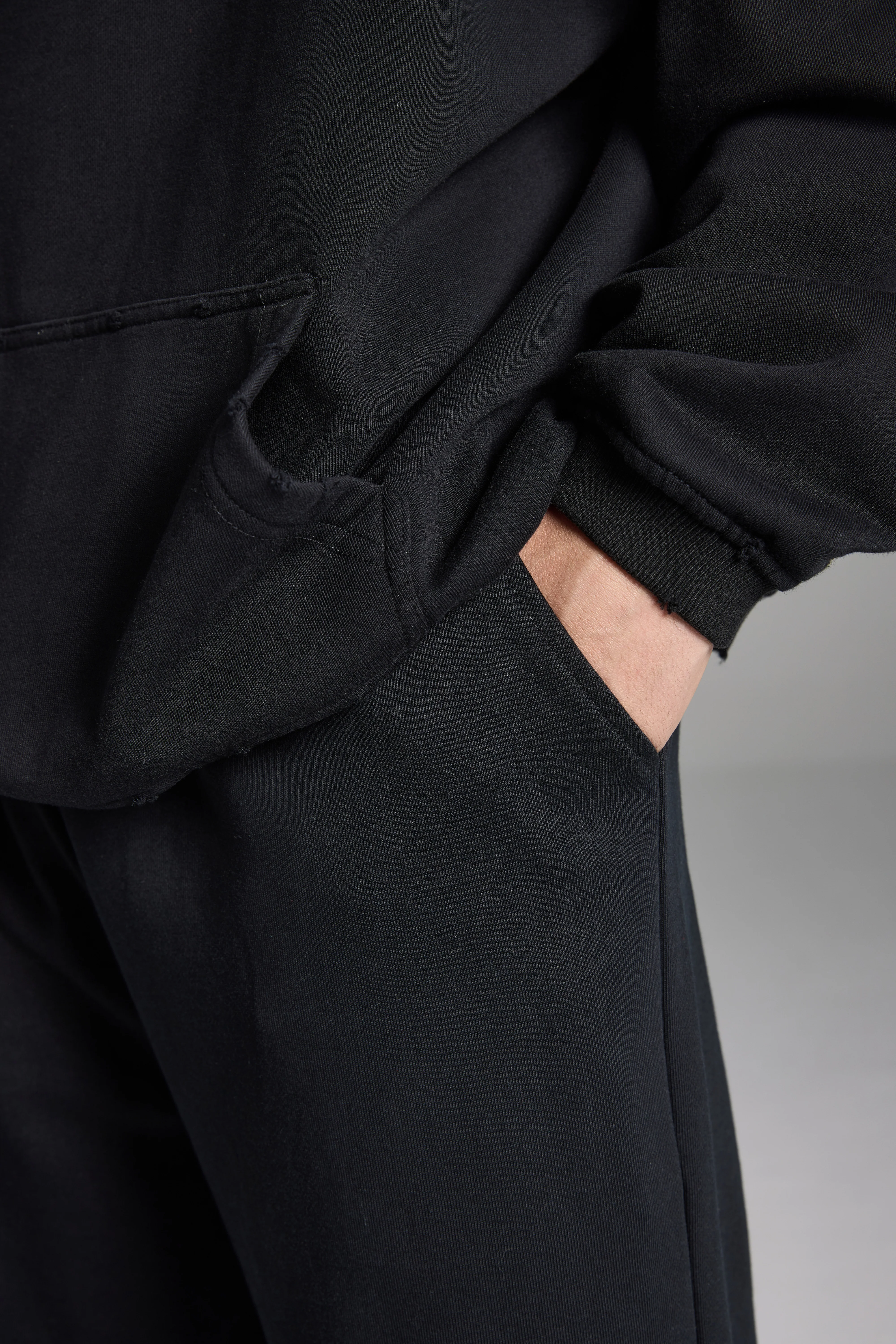 LINDEN Straight Sweatpants Black - Image 7
