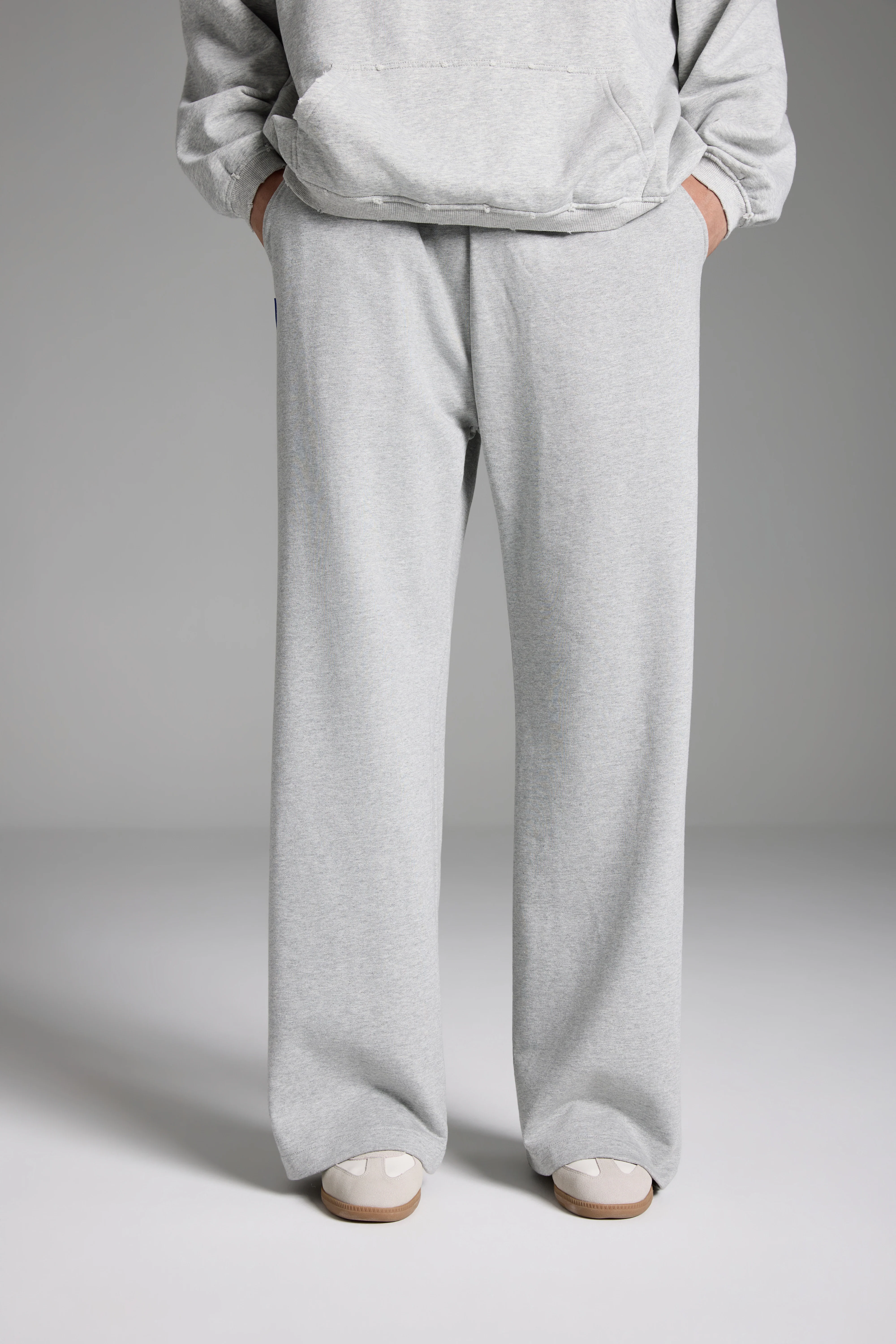 LINDEN Straight Sweatpants Grey - Image 4