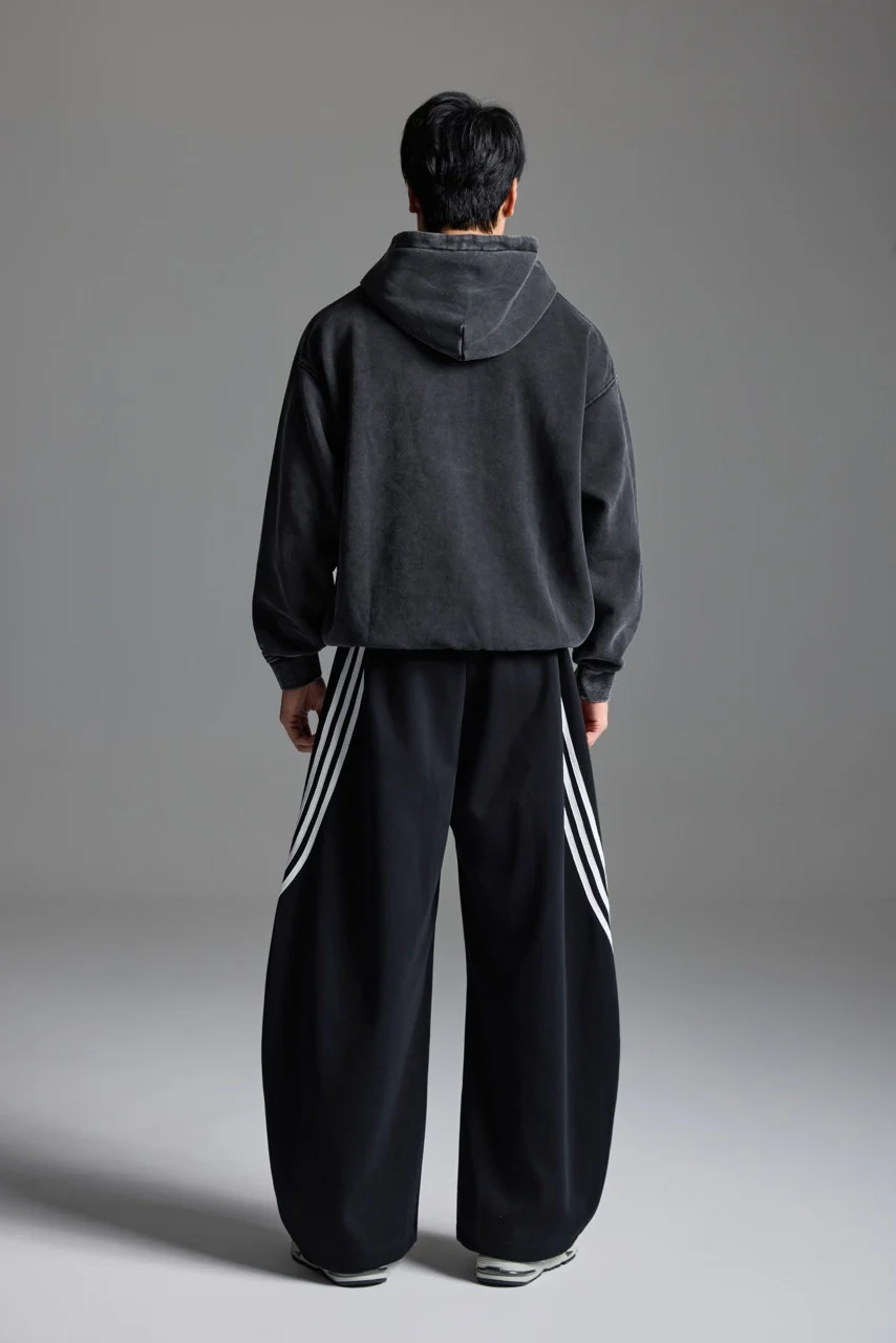 Scimitar Trackpants Black - Image 4